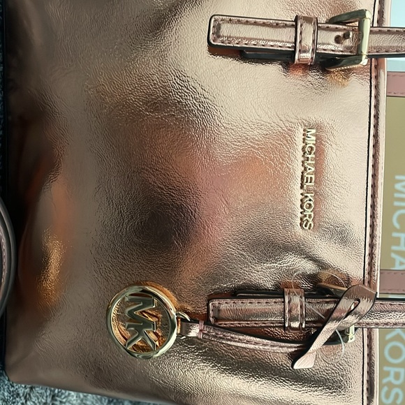 Michael Kors Jet Set bag - Picture 4 of 7